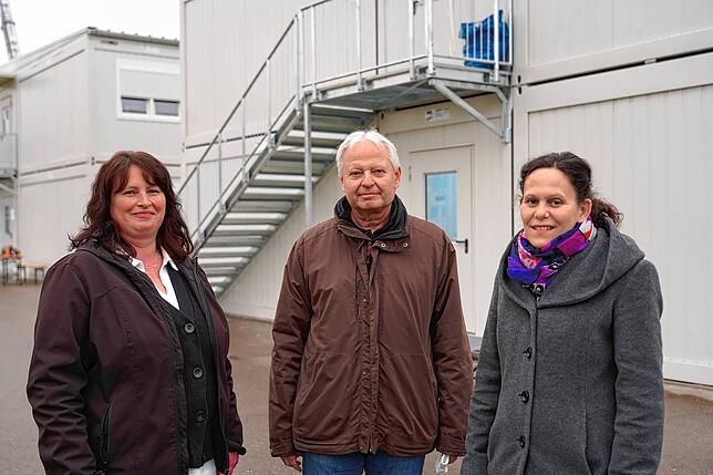 Anne Khalil, zuständig für Alltagsbetreuung in der LEA, Karl Dorer, Leiter der LEA Freiburg und Anne Kaiser von der unabhängigen ...