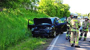 Bei einem Auffahrunfall auf der L181 von Pfaffenweiler Richtung Villingen wird die Feuerwehr alarmiert.