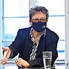 Zum Metier von Karin Becker als Intendantin des Theaters Konstanz gehört die Schauspielkunst mit all ihren Maskeraden. Auf den ...