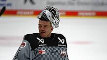 Michael Bitzer auf dem Eis der Helios Arena. Der Deutsch-Amerikaner hat sich mit seiner Familie bereits gut in Schwenningen eingelebt.