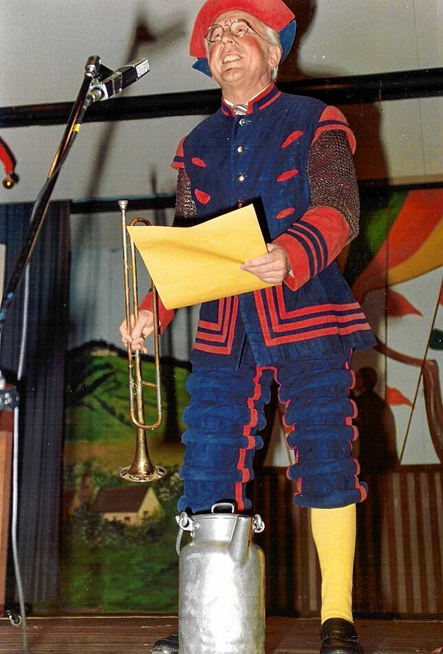 Hubert Kunicki im Jahr 1990 bei einem Bunten Abend.