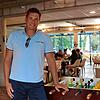 Markus Bumiller im Hostel Art & Style in Singens Nordstadt. Hier zeige sich der Tourist von heute und morgen: Auch Jüngere und Familien ...