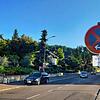 Das Parkverbotsschild steht schon: Dieser Abschnitt der Friedinger Straße in Singen wird ab Montag, 29. August, saniert und bleibt bis ...
