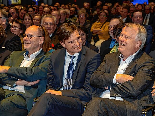 Singens OB Bernd Häusler, Landrat Zeno Danner und der Schweizer Generalkonsul in Stuttgart, Urs Schnider.