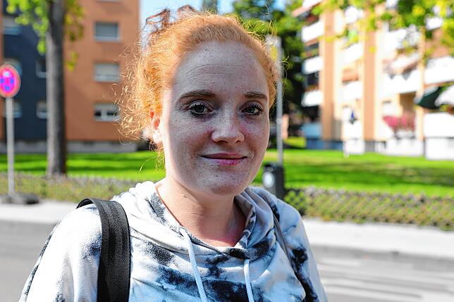 Christina Rout, 26, hat sich bisher noch nicht mit der OB-Wahl beschäftigt.