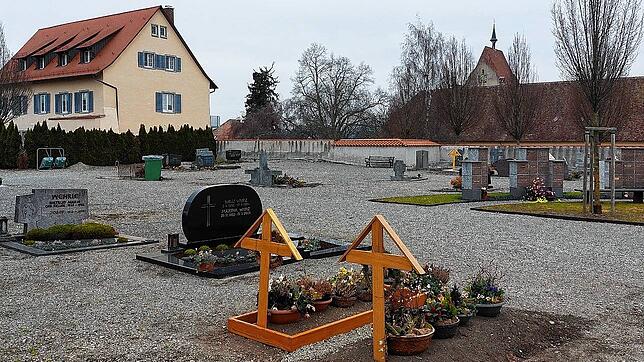 Ruhe sanft! Mehrere Reichenauer Projekte müssen wegen Zeitmangel verschoben werden. Zu den größeren Maßnahmen, die sich die Gemeinde ...