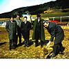 Der Spatenstich erfolgte 1968, den Bau war die damalige Blumberger Baufirma Zimmerlin zuständig, linke neben Bürgermeister Gerber steht ...