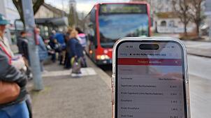 Es gibt viele Möglichkeiten, den Stadtbus zu nutzen: digitaler Fahrschein, Deutschland-Ticket oder beim Fahrer bezahlen. Wer aber ohne ...
