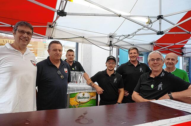 Bild 49: Jazzfest verbreitet trotz Regen gute Laune