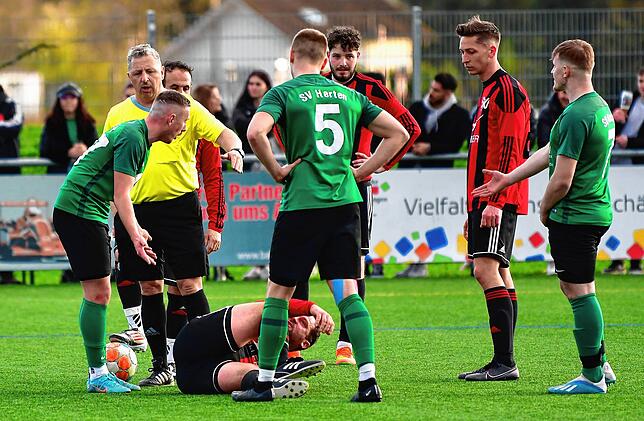 Bild 3: SV Herten besiegt den SV Jestetten im Kellerduell mit 3:2 &ndash; und wir haben Bilder!
