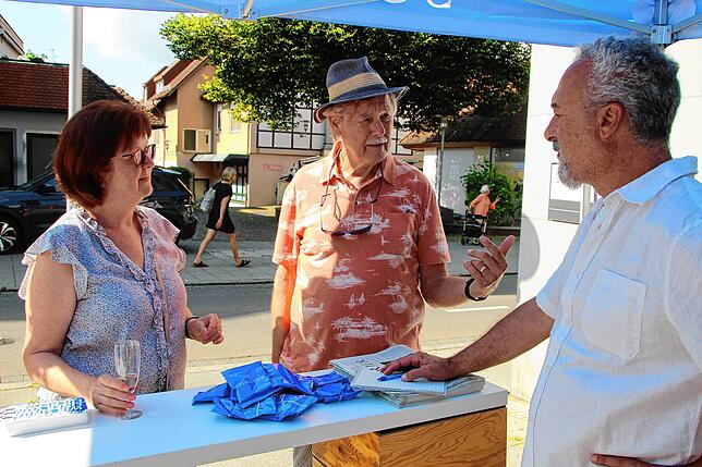 Elisabeth und Otto Schwarz aus Leimbach schätzen ihre Regionalzeitung vor allem wegen der lokalen Nachrichten. Die könnten ihnen ihre ...