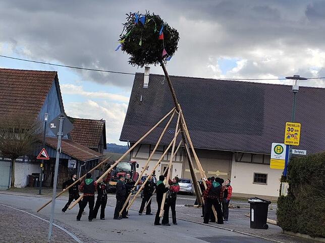 Bild 33: Schmotziger Donnerstag in Mühlingen: Unvergessliche Momente in einzigartigen Bildern!