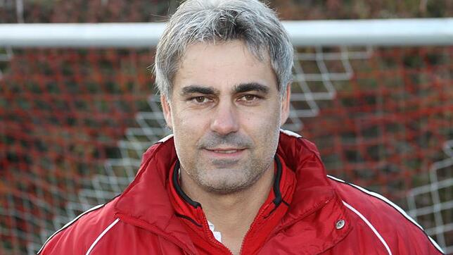 Comeback: Schon in der Saison 2010/11 trainierte Dietmar Knab die "Erste" des FC RW Weilheim, damals gemeinsam mit Michael Hägele. Ab ...