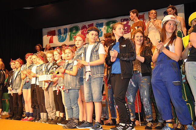 Bild 4: Bilder vom bunten Programm des Turnerballs in Bad Dürrheim