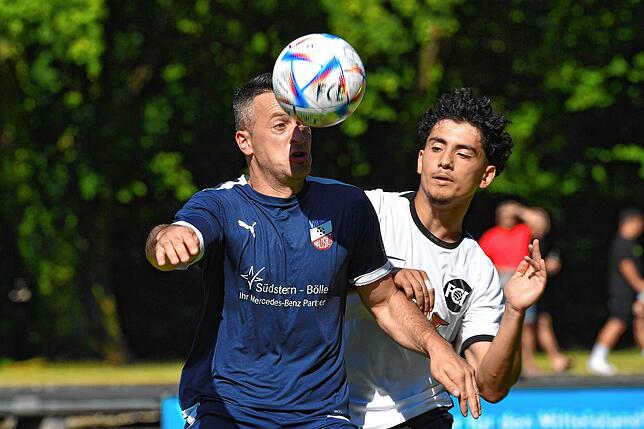 Bild 36: VfB Waldshut siegt 2:1 beim FC Emmendingen und steigt in die Landesliga auf &ndash; wir haben Bilder!