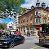 Dichter Verkehr herrscht derzeit im Bereich Bodanstraße (vorn)/Sigismundstraße in der Konstanzer Altstadt. Am 1. August fuhr hier ein ...
