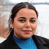 Nour Almohamad Alfadel ist mit ihrer Familie aus Syrien geflüchtet. Seit 2017 lebt sie in Deutschland und engagiert sich bei der ...
