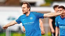 Rick Kiefer vom FC Neustadt hat es mit seinem Fallrückziehertor in unsere Top-Auswahl geschafft.