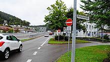 Nur noch Linienbusse dürfen von der Bundesstraße 34 in die Bismarckstraße in Waldshut einbiegen. Für alle anderen Verkehrsteilnehmer ...