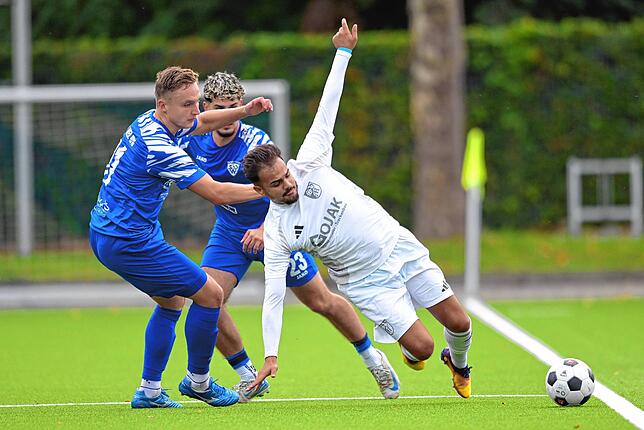 Bild 32: SV Weil II fegt den SV Blau-Weiß Murg mit 11:0 vom Platz – und wir haben Fotos!