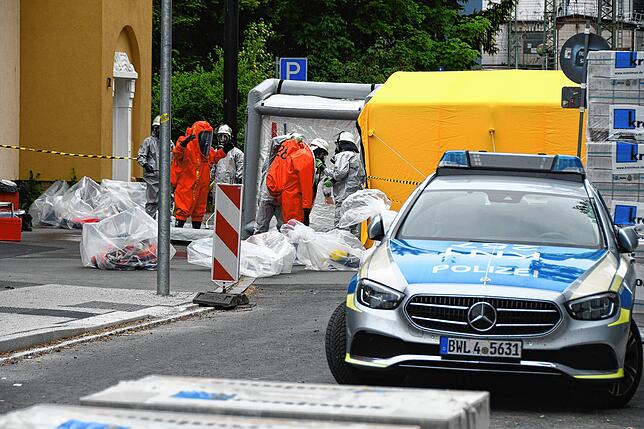 Großeinsatz in Singen: In der Stadt wurden Dekontaminationszelte aufgestellt.