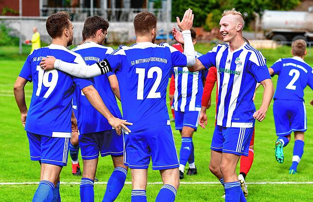 Bild 11: SG Mettingen-Krenkingen holt sich mit dem 3:1 gegen den FC Wallbach die Tabellenführung zurück &ndash; und wir haben Bilder!