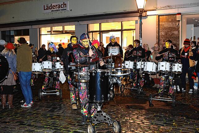 Bild 28: Dem Wasser entstiegen &ndash; Seegeister starten in die Fasnacht. Alle Foto gibt es hier