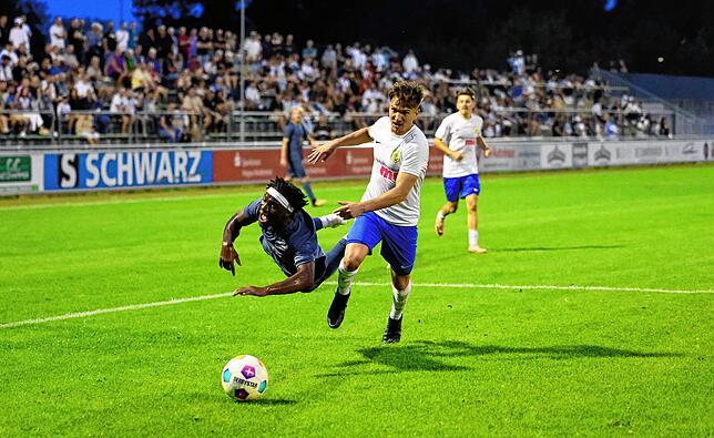 Bild 23: Was für ein Spiel! Unsere Bildergalerie vom Pokalderby zwischen dem FC Singen und Südstern Singen