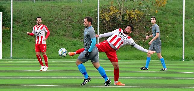 Bild 27: SV Jestetten besiegt den FC Tiengen 08 auf dem Kunstrasen in Erzingen mit 2:0 &ndash; und wir haben Bilder!