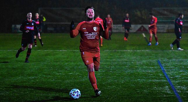 Bild 38: FC Schlüchttal gewinnt das Derby beim FC RW Weilheim &ndash; und wir haben Bilder!