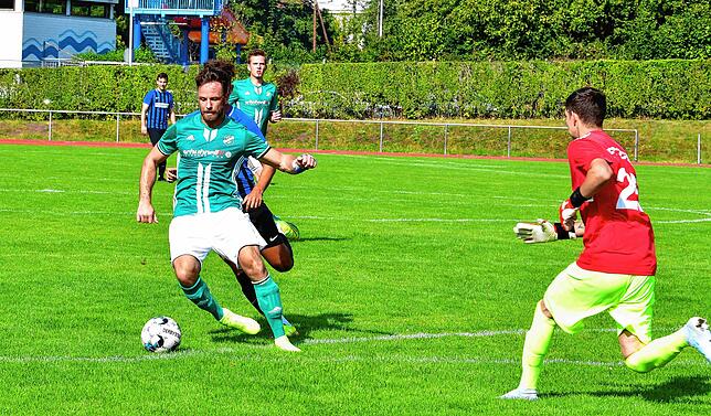Bild 14: SG FC Wehr-Brennet besiegt den FC Zell mit 3:2 &ndash; und wir haben Bilder!