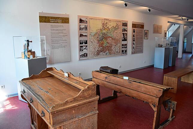 Ein Blick ins Brodmann-Museum im Hohenfelser Rathaus. Ein Archivbild.