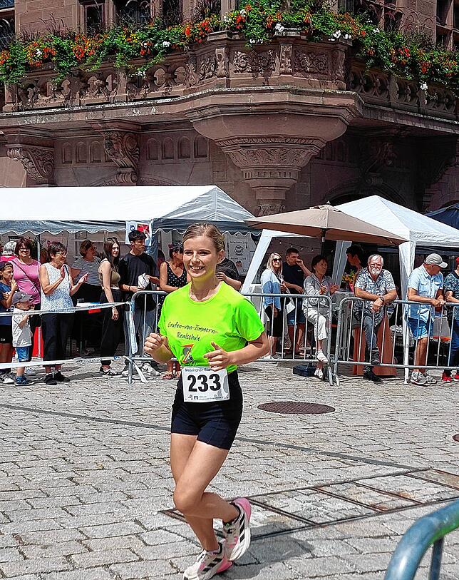 Bild 16: Impressionen vom Stadtfest in Meßkirch am Samstag, 12. Juli 2025, mit Stadtlauf des TV