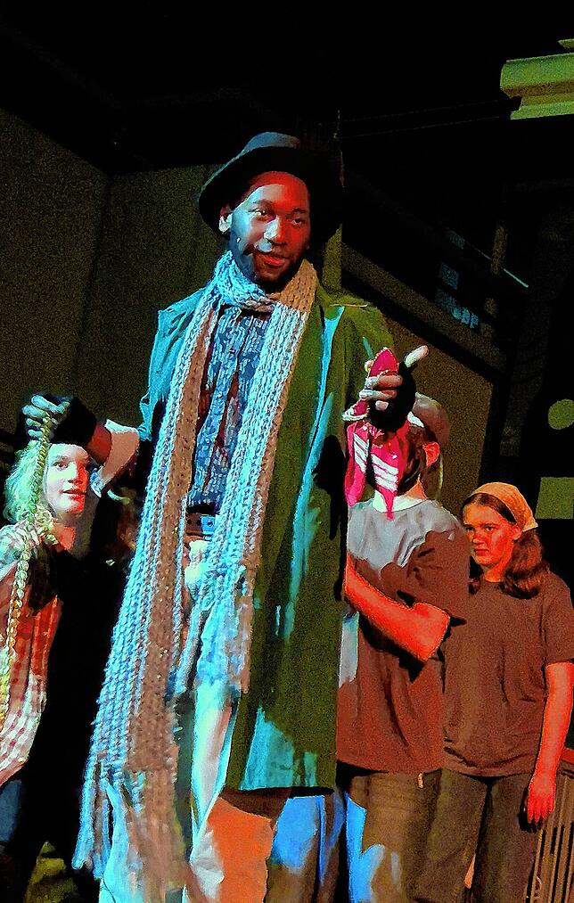 Bild 4: Großartiger Auftritt des Musical „Oliver Twist“ – Teil 2