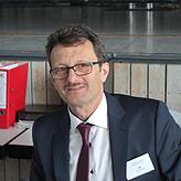 Joachim Lucht, vom Regierungspräsidium erläutert die Sachlage.