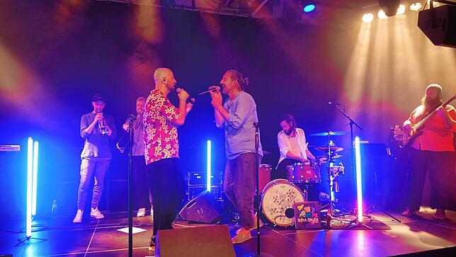 Bild 15: Šuma Čovjek Live in der alten Schlosserei – Die besten Bilder