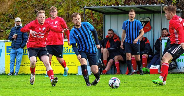 Bild 20: SV Hasel gewinnt Derby gegen die SG FC Wehr/Brennet II mit 5:2 &ndash; und wir haben Bilder!