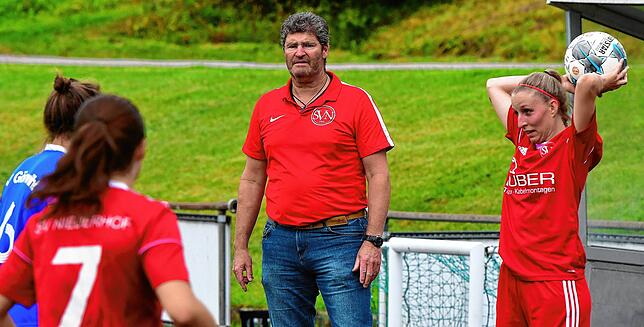Trainer Ralf Lauber hat das Team in der Winterpause enorm weiter entwickelt. In der Rückrunde gewann Landesligist SV Niederhof alle ...