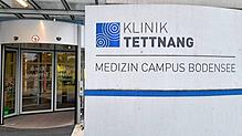 Der Eingang der Klinik Tettnang: Über die Bewilligung von bis zu 2,8 Millionen Euro an Zuschüssen für die Einrichtung berät der Häfler ...