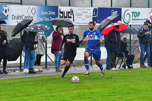 Bild 12: FC Erzingen beendet im Nebel den Siegeszug des SV Buch &ndash; und wir haben die Bilder!