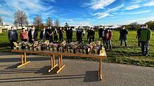 Ein schönes Dankeschön an die ehrenamtlichen Helfer im Testzentrum im Seepark gab es vom Rotary-Club Pfullendorf-Meßkirch in Form von ...