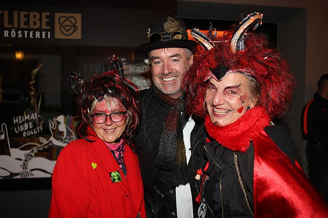 Bild 15: Konstanzer Fasnacht: Mäschgerle erobern die Stadt – die schönsten Bilder vom Schmotzigen Dunschtig