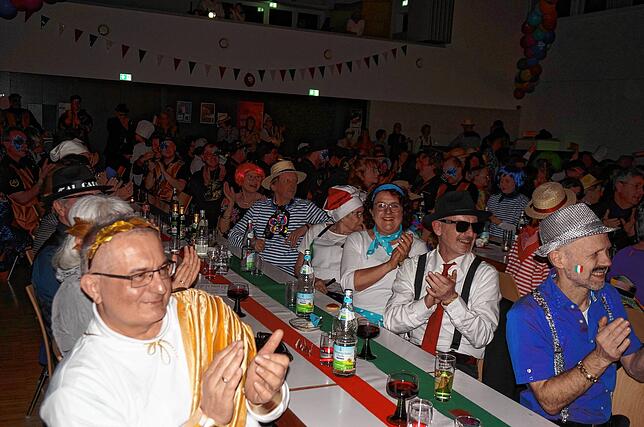 Bild 10: Mit italienischem Flair: Alle Bilder von der Pfarrfasnacht in Tiengen