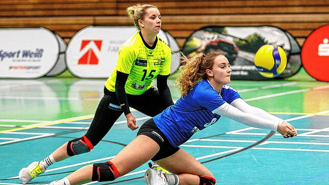 Die Villinger Volleyballerinnen wurden am Samstag gegen den BSP Stuttgart stark in die eigene Abwehr gedrängt. In der Szene partiert ...