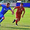 Erstes Saisontor: Jochen Bürgin (links, gegen Alexander Achmedov vom SV Jestetten) traf beim 2:2 des TuS Efringen-Kirchen gegen Bosporus ...