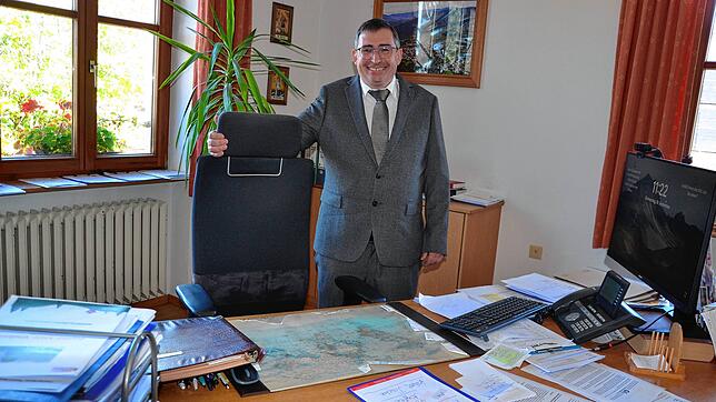Rechnungsamtsleiter Martin Maurer möchte künftig auf dem Platz des Bürgermeisters von Häusern Platz nehmen. Foto: Christiane Sahli