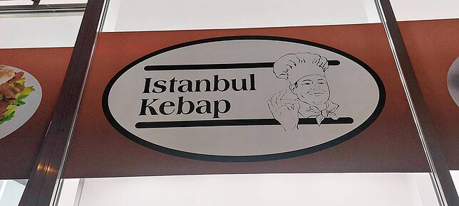 Den Istanbul Kebap gibt es seit mehreren Jahrzehnten, seit 2011 führt Familie Ileri den türkischen Imbiss am Ebertplatz.