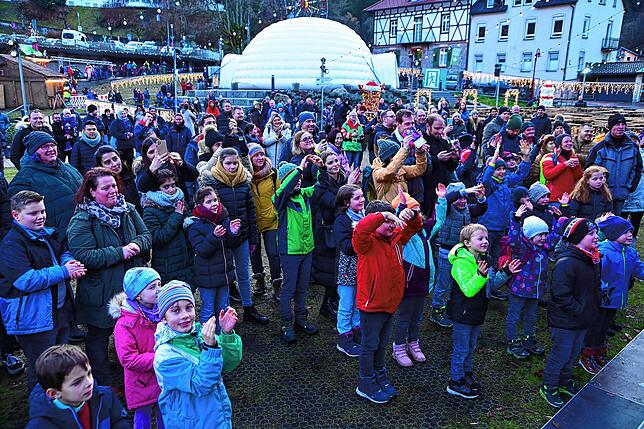 Bild 16: Triberger Weihnachtszauber verzaubert mit einer Million Lichter