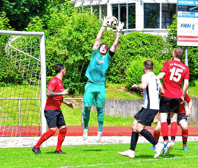 Bild 40: SG FC Wehr/Brennet spielt nur 1:1 gegen FC Hochrhein – und wir haben Fotos!