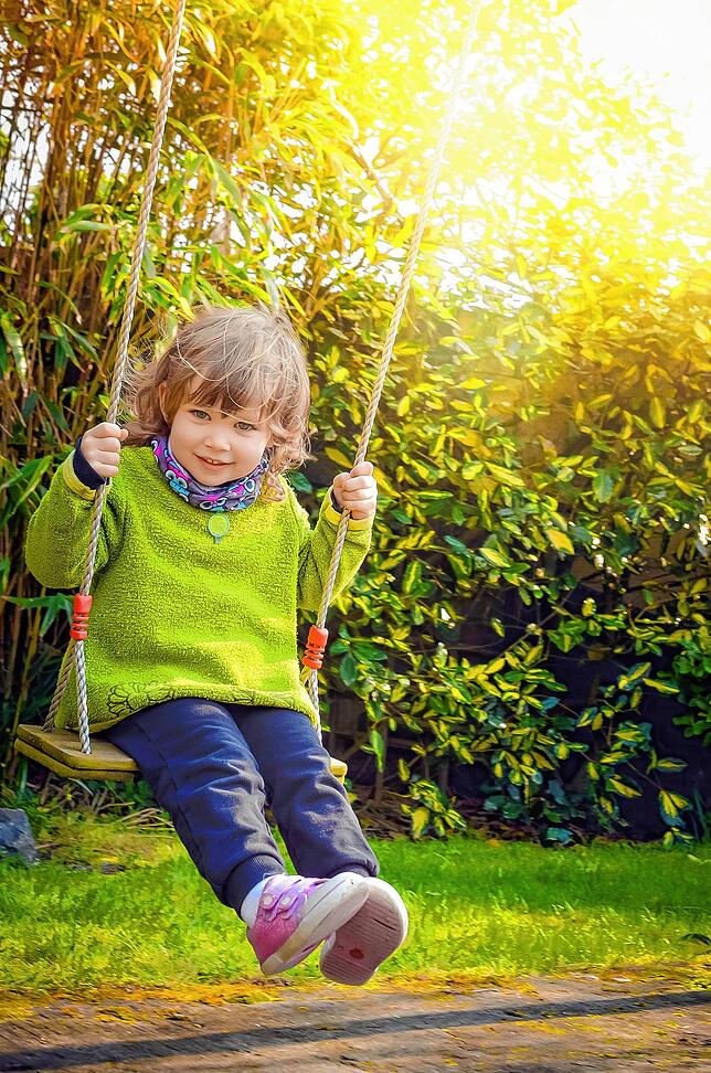 Kinder haben einen angeborenen Bewegungsdrang, sagt Kindergärtnerin Claudia Wetzel-Thiel, dem sollten Eltern nachgeben. Wer keinen ...